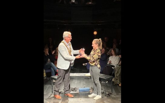 Richmond Upon Thames Mayor Richard Pyne presenting Rebecca Mayhew with her prize for winning Arts Richmond's New Plays Festival 2024