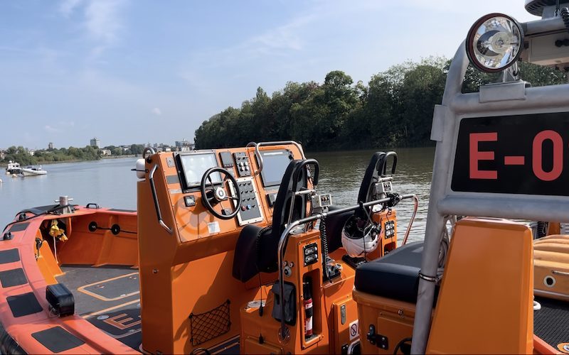 RNLI Chiswick boat on water